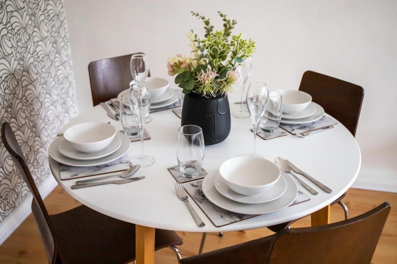 Guestready - Homely Leeds City Apartment Sleep 4 Meanwood Ngoại thất bức ảnh