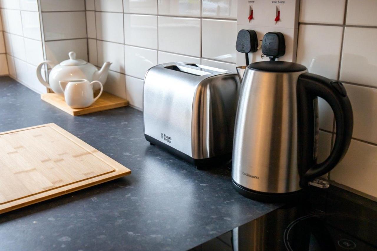 Guestready - Homely Leeds City Apartment Sleep 4 Meanwood Ngoại thất bức ảnh