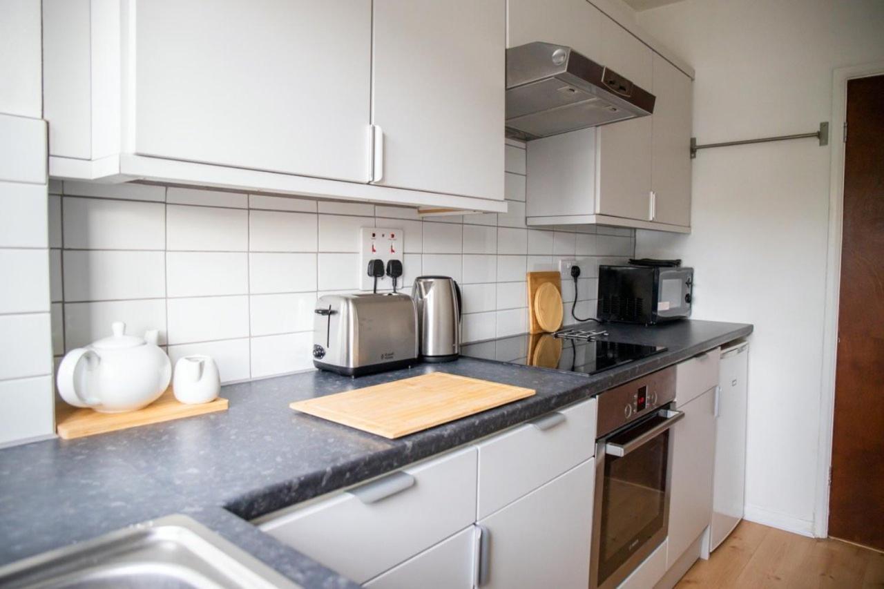 Guestready - Homely Leeds City Apartment Sleep 4 Meanwood Ngoại thất bức ảnh
